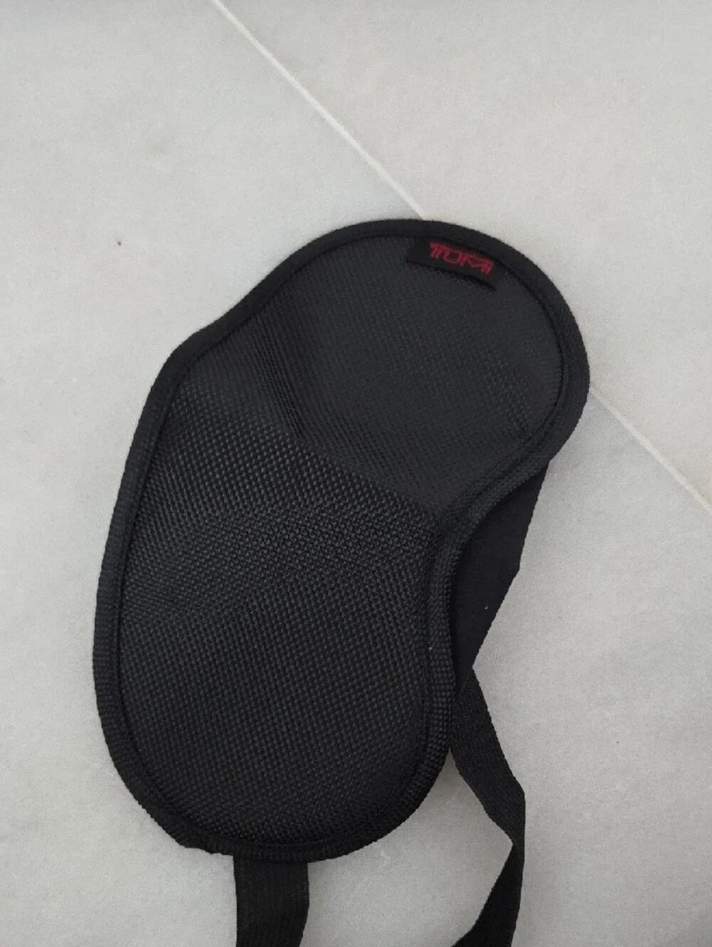 Tumi Black Travel Pouches & Tumi Eye Masks (5 Sets) BRAND NEW NEVER USED!